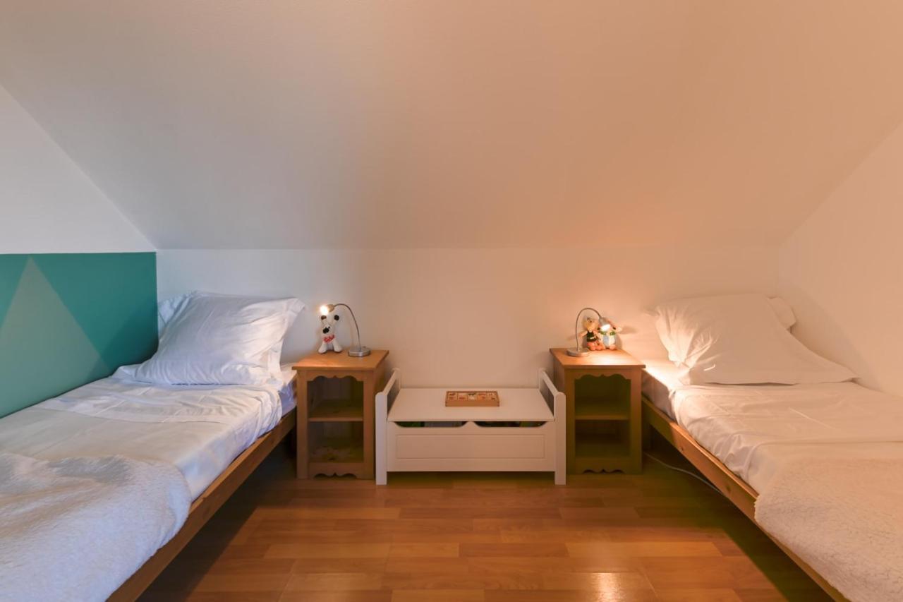 The Green Fee Close To The Golf Course And 5 Minutes From The Lake Giez Zewnętrze zdjęcie